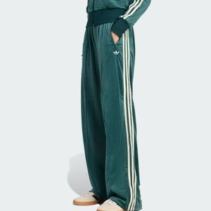 Adidas x Liberty London Embossed Green Velvet Track Pants Size L NWT